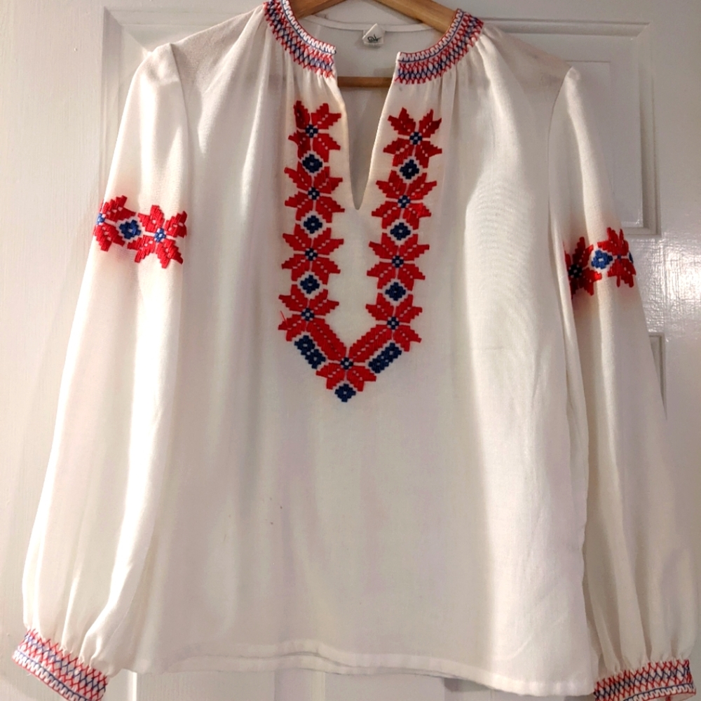 Vintage Embroidered Peasant Blouse